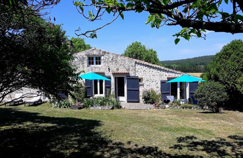Nerac Cottage | Delightful cottage apartment in Bucolic Gascony