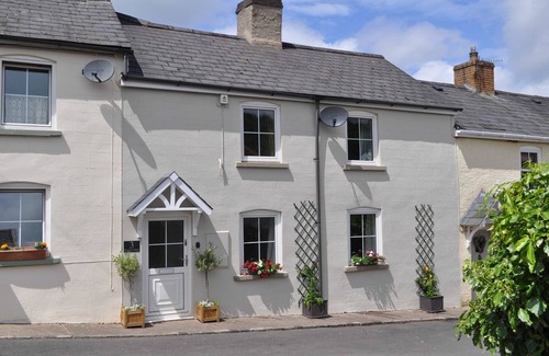 Clearwell Cottage | Delightful cottage set in the pretty village of Clearwell, Forest of Dean.