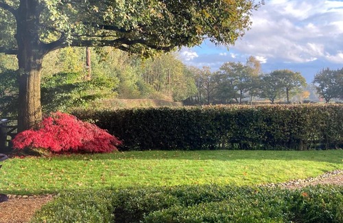 Tatton Park House | Delightful Cottage with 2 Bedrooms near Knutsford
