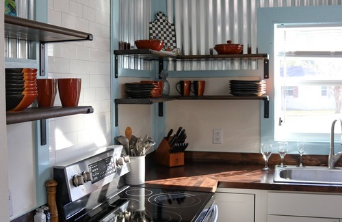 DeLand House | Delightful DeLand - The Finest 2 Bedroom Downtown 1 Mile