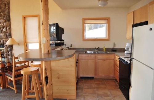 St. Mary Cottage | Delightful, Detached Cottages With Breathtaking Views Of Glacier National Park