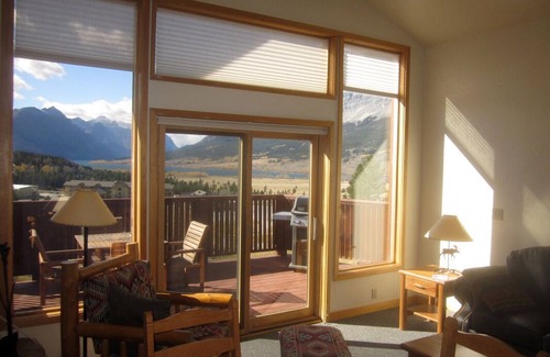 St. Mary Cottage | Delightful, Detached Cottages With Breathtaking Views Of Glacier National Park