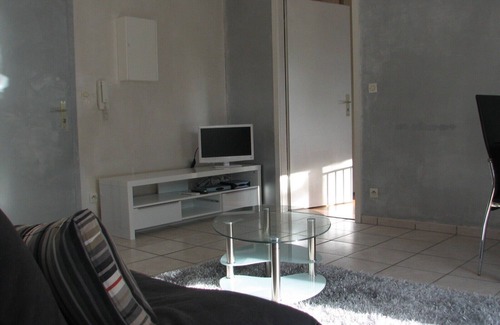 Achenheim Apartment | DELIGHTFUL F2 TERRACE 11 KM FROM STRASBOURG