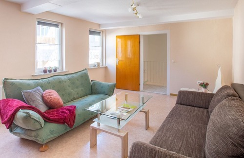 Battenberg Apartment | Delightful holiday home in Battenberg near forest