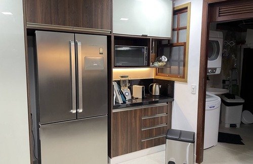 Barra do Sahy House | Delightful house in gated community + indoor Jacuzzi, swimming pool, tennis court