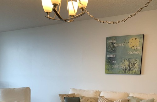 Cowichan Bay Condo | Delightful, LEGAL, one bedroom condo in fabulous Cowichan Bay, BC