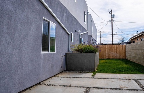Florence-Graham House | ◇Delightful & Modern 4BR Home in LA◇ Newly built~N
