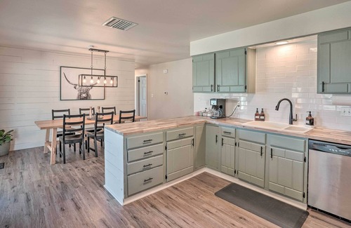 Canon City House | Delightful Pet-Friendly Homestead w/ Fire Pit