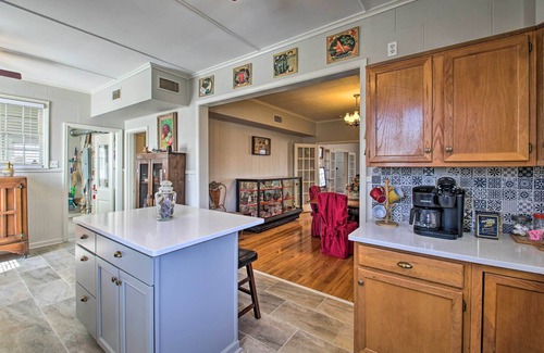 Delight House | Delightful Retreat w/Fireplace + Large Yard!