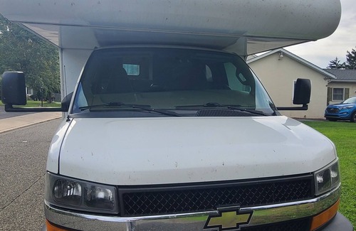 Emmaus House | Delightful RV rental with AC and kitchenette