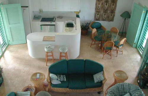 Current House | Delightful Seaside Getaway Nestled in Secluded Surroundings