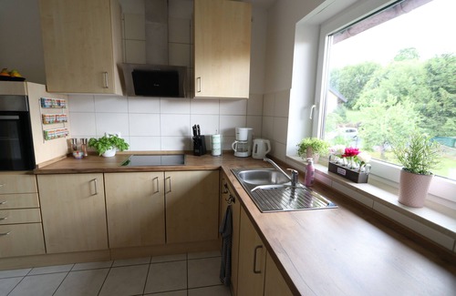 Waag Apartment | Delightful spacious apartment with WiFi in Schöllkrippen
