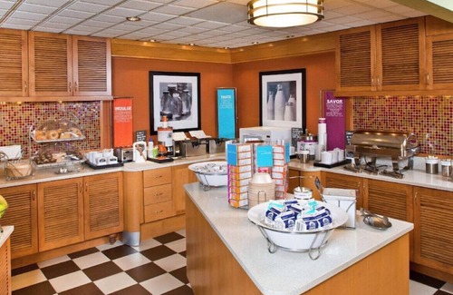 Nottingham House | Delightful Staycation! W/ Free Airport Transfer