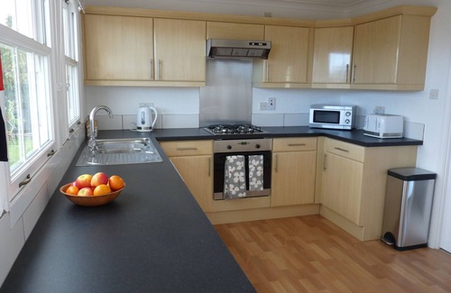 Padstow House | Delightful three bed property with lovely garden a short drive to local beaches