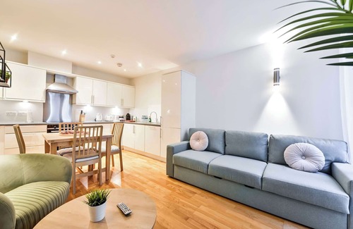 Wapping Apartment | Delightful Tower Bridge Apartment Sleeps 6