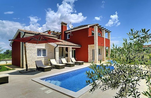Bratulici House | Delle Rondini by Interhome