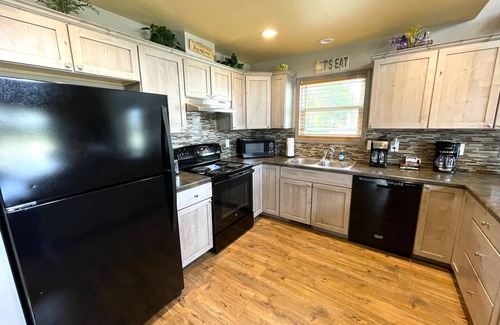 Spring Brook House | Dells Reunion Lodge @ Spring Brook Resort