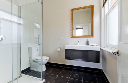 Deloraine Hotel | Deloraine Hotel