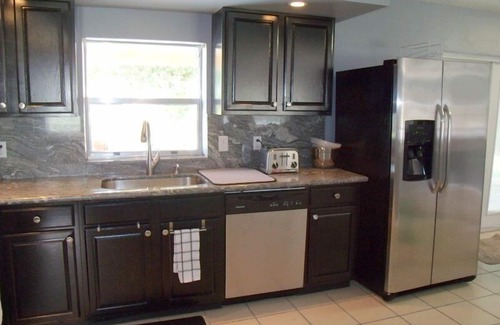 Delray Beach House | Delray Beach Heated Pool Home 4 King Bedrooms/3 Full Bathrooms Sleeps 8 Adults