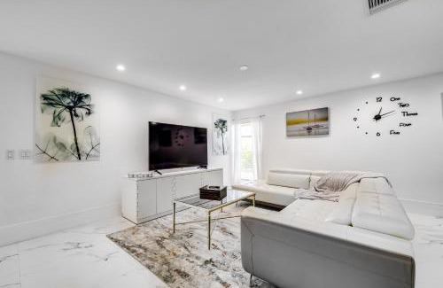 Delray Beach House | Delray Beach Home with Pool about 4 Mi to Beach!