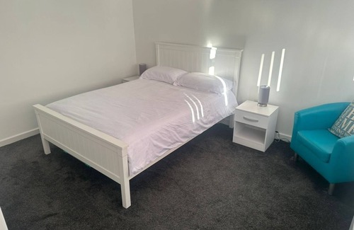 Warrington Apartment | Dels Apartment