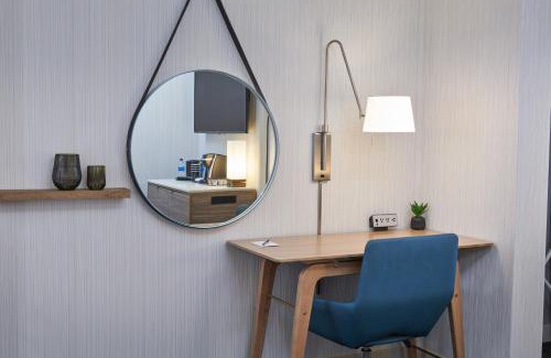 Farmington Hills Hotel | Delta Hotels by Marriott Detroit Novi