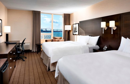 Algoma District Hotel | Delta Hotels by Marriott Sault Ste. Marie Waterfront