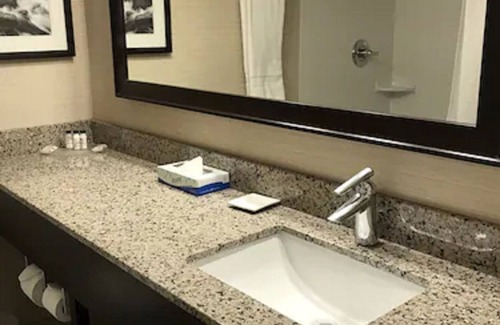 Algoma District Hotel | Delta Hotels by Marriott Sault Ste. Marie Waterfront
