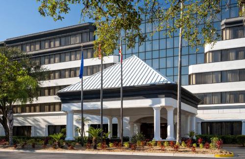Baymeadows Hotel | Delta Hotels by Marriott Jacksonville Deerwood