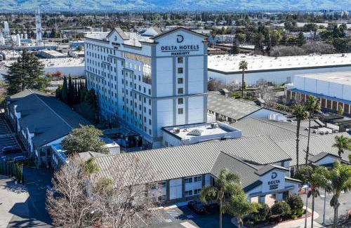 Santa Clara Hotel | Delta Hotels by Marriott Santa Clara Silicon Valley