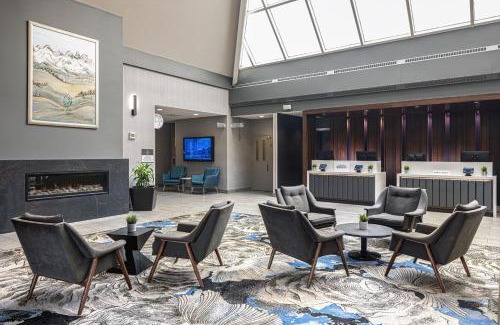 Willow Park Hotel | Delta Hotels by Marriott Calgary South