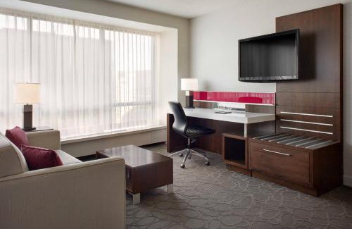 Byward Market - Parliament Hill Hotel | Delta Hotels by Marriott Ottawa City Centre