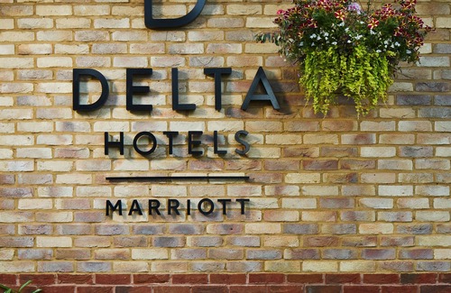 Broxbourne Hotel | Delta Hotels Cheshunt