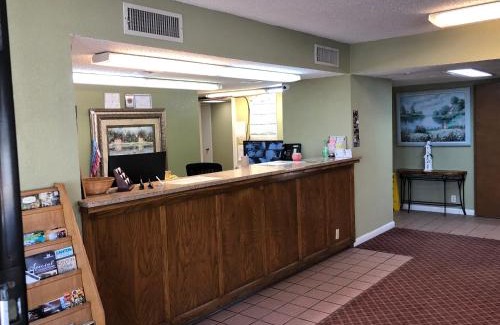 West Helena Hotel | Delta Inn
