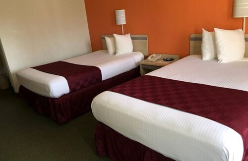 West Helena Hotel | Delta Inn