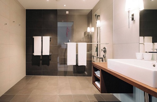 Gwatt Hotel | Deltapark Vitalresort