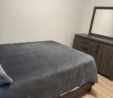 White Rock Apartment | Delux 2 bedroom suite