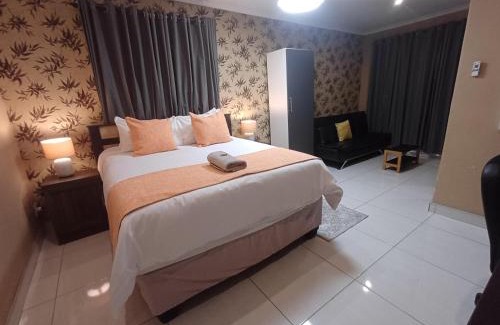 Volksrust Apartment | Delux Guesthouse