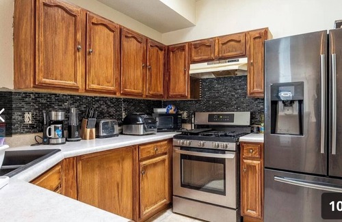 El Dorado West House | Delux Skybox