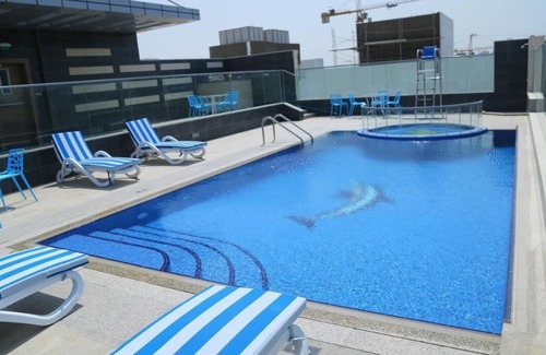 Al Barsha 1 Apartment | Deluxe 1 Bedroom Apartment Next to Mall of Emirates, Al Barsha