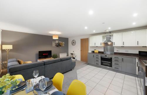 High Wycombe Apartment | Deluxe 2 bed flat w/free parking