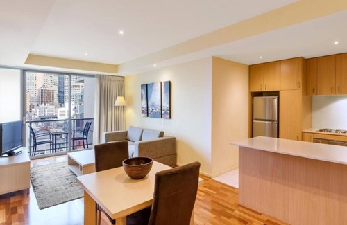 Chinatown Apartment | Deluxe 2 Bedroom Apartment at Lonsdale Street Melbourne