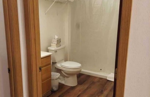 Devils Lake Condo | Deluxe 2 Bedrooms 8 XL Twin Beds, 2 Bathrooms Ground Floor
