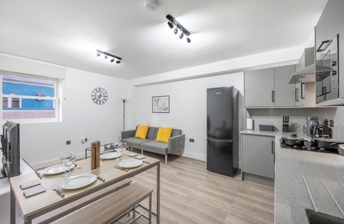 West Ham Apartment | Deluxe 3 BedStratford Apartment OlympicParkO2ExCel