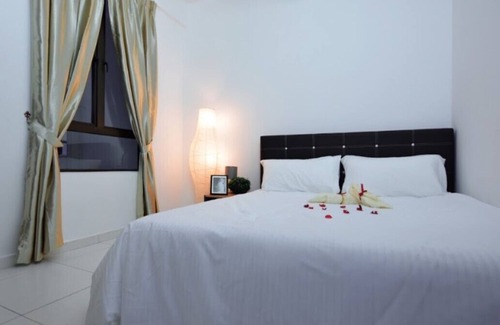 Ayer Keroh Apartment | Deluxe 3BR Cozy Stay @ The Heights