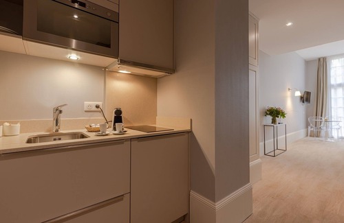 Limoges Apartment | Deluxe air-conditioned studio with terrace, garden
