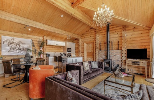 Constable Burton Ski Chalet | Deluxe and spacious lodge.