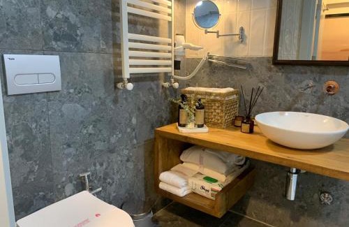 Alsancak Apartment | Deluxe Apartment at the seaside in Pasaport Alsancak Izmir