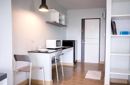 Chang Phueak Apartment | Deluxe Apartment for rent in Chiangmai (DVR-8)