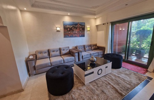 Majorelle Apartment | Deluxe Apartment in the city center with free wifi